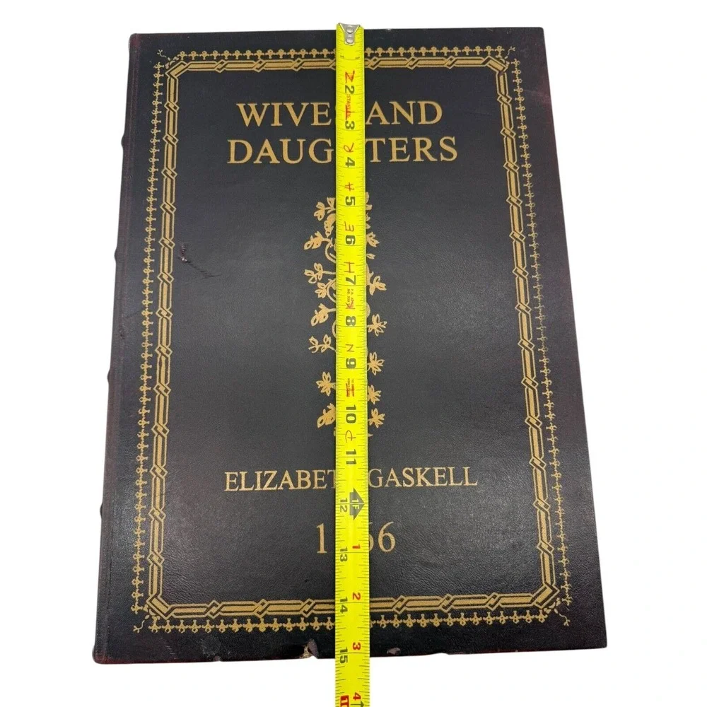 Wives and Daughters Elizabeth Gaskell Storage Box‎